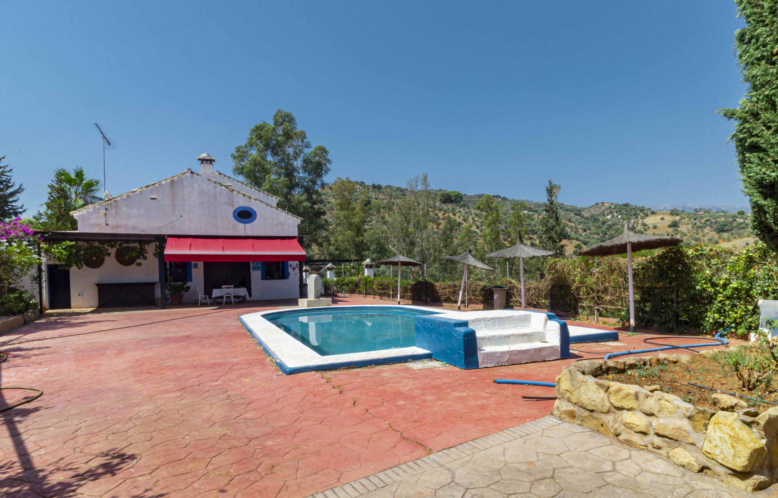 Finca for sale in Guaro, Malaga