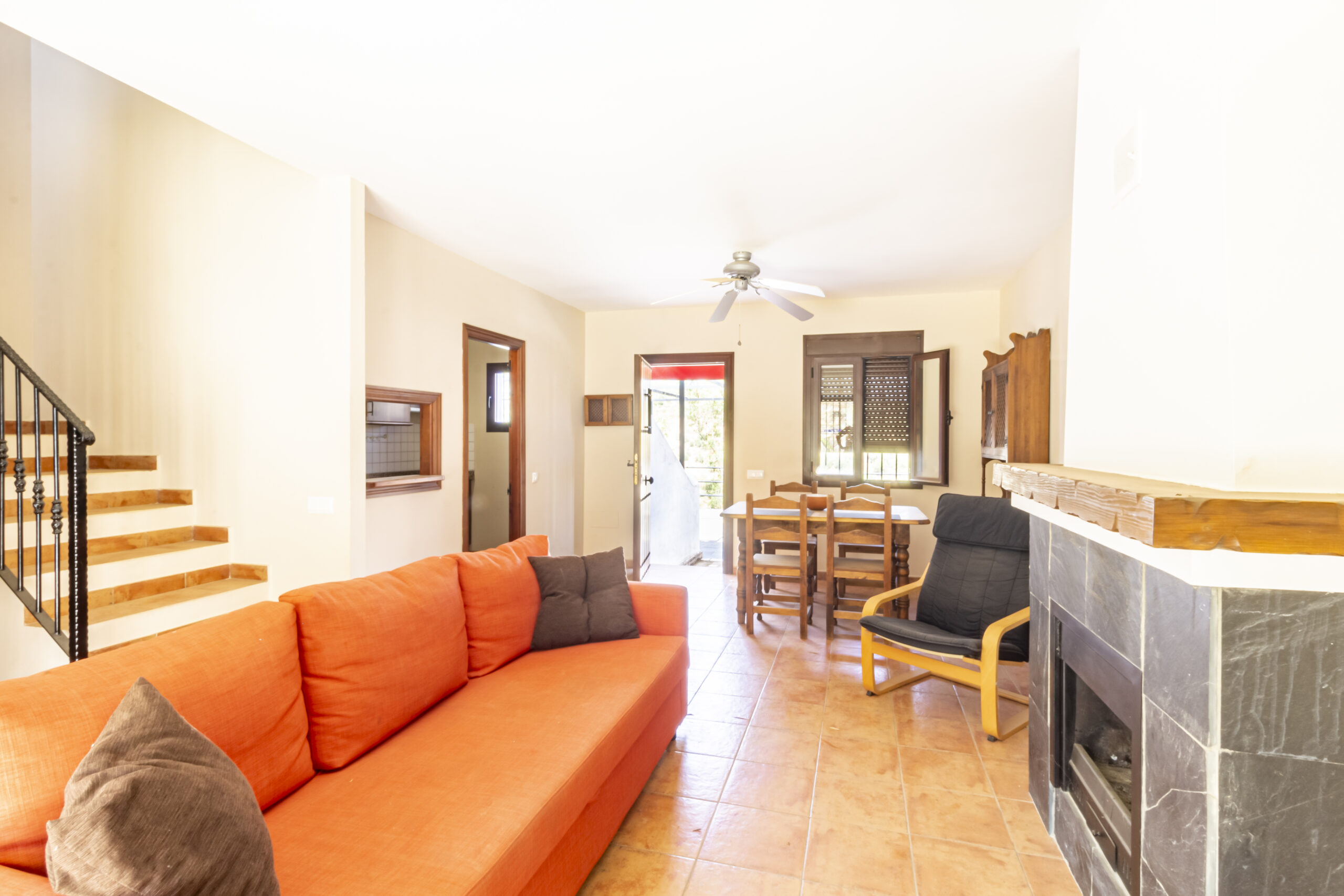 Finca for sale in Guaro, Malaga