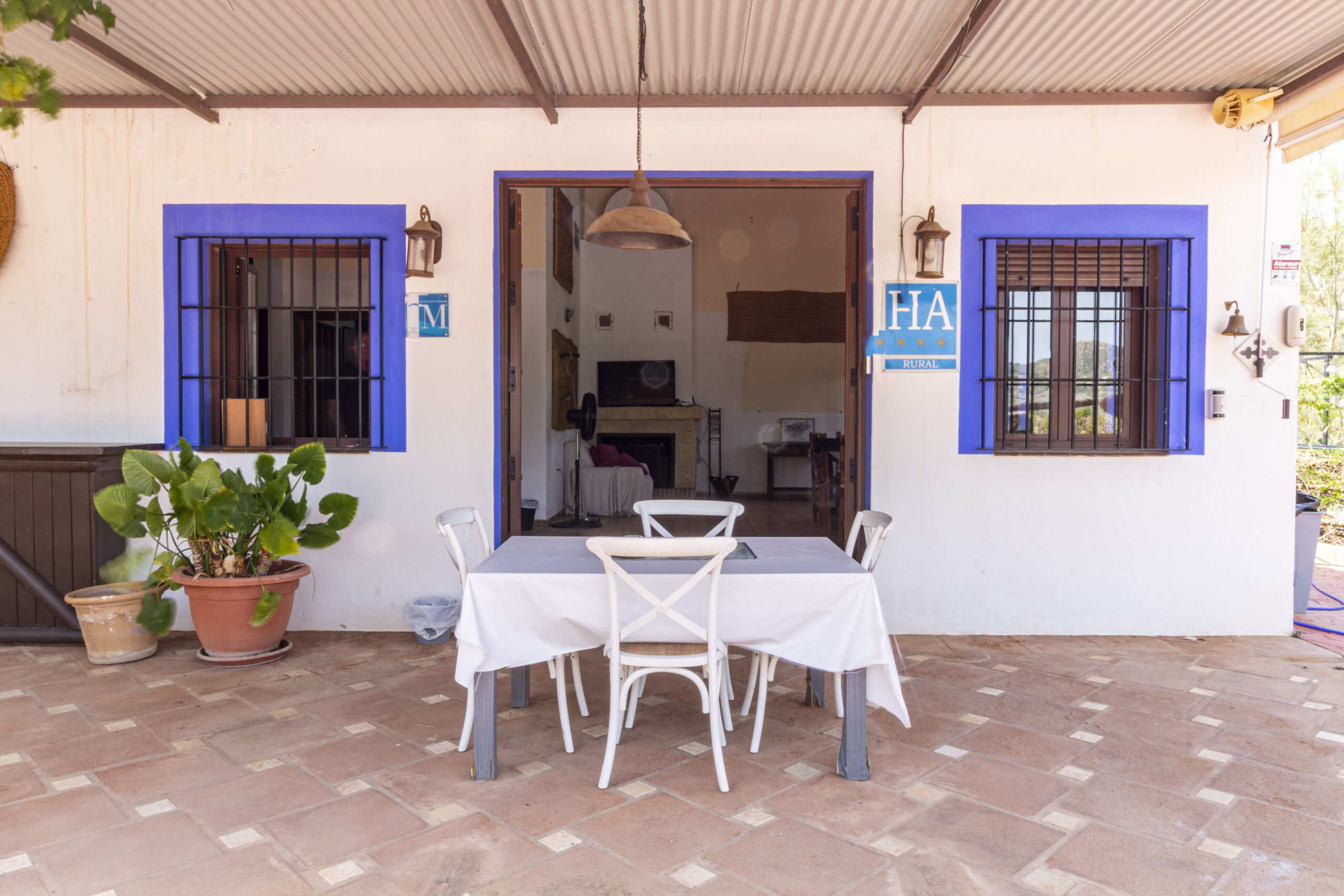 Finca for sale in Guaro, Malaga