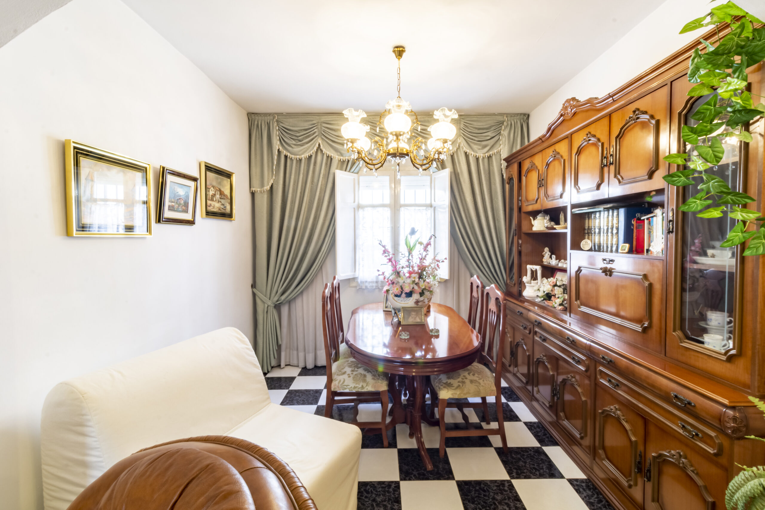 Casa-Adosada for sale in Coin, Malaga