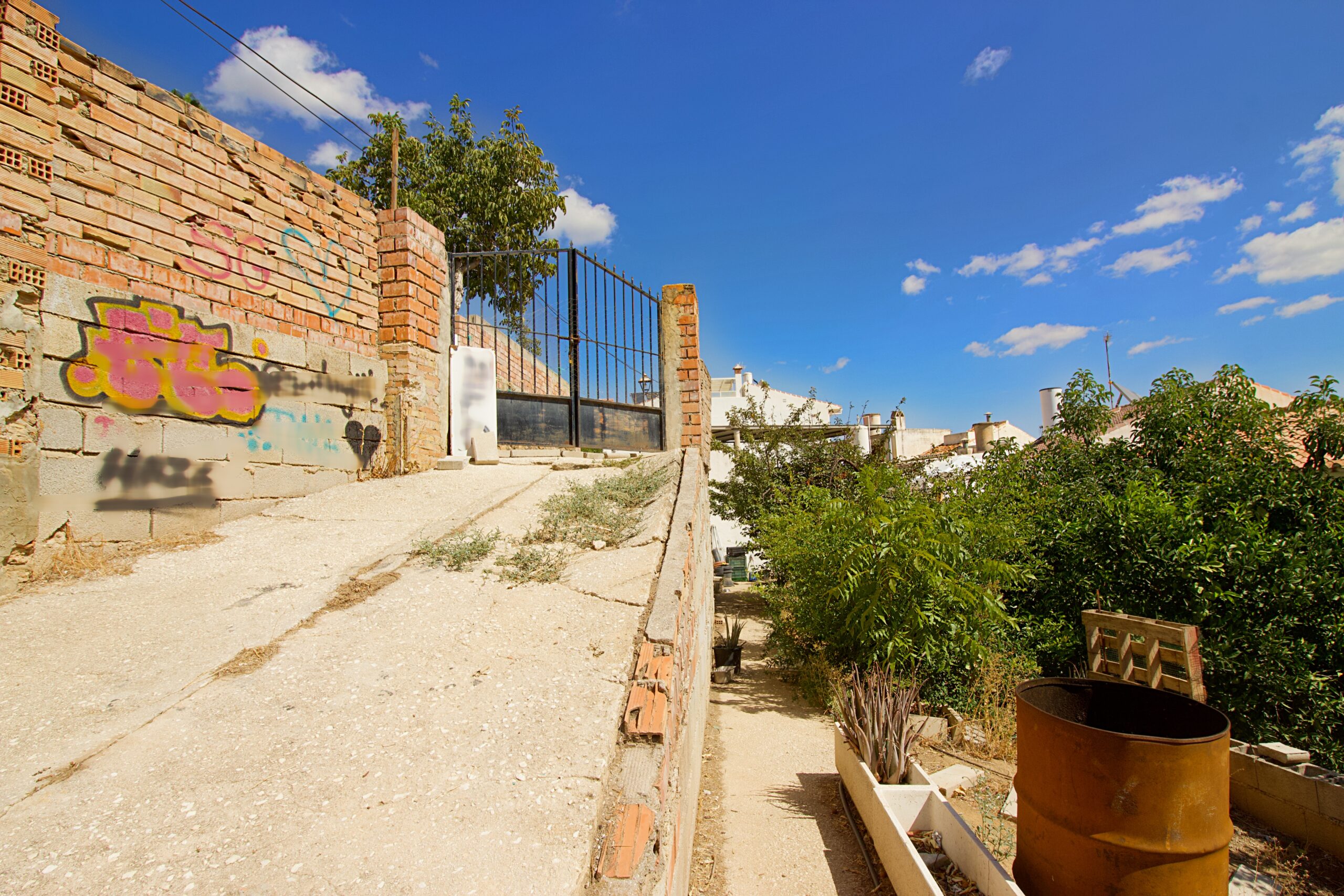 Terreno-Urbanizable for sale in Tolox, Malaga