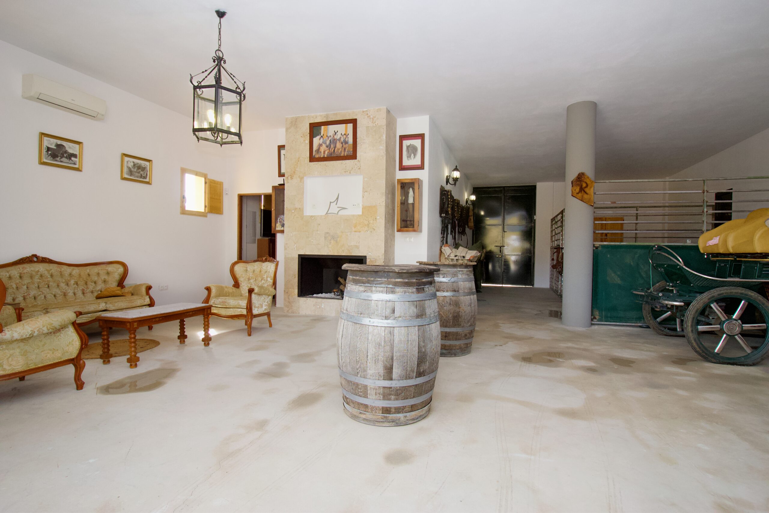 Finca for sale in Guaro, Malaga