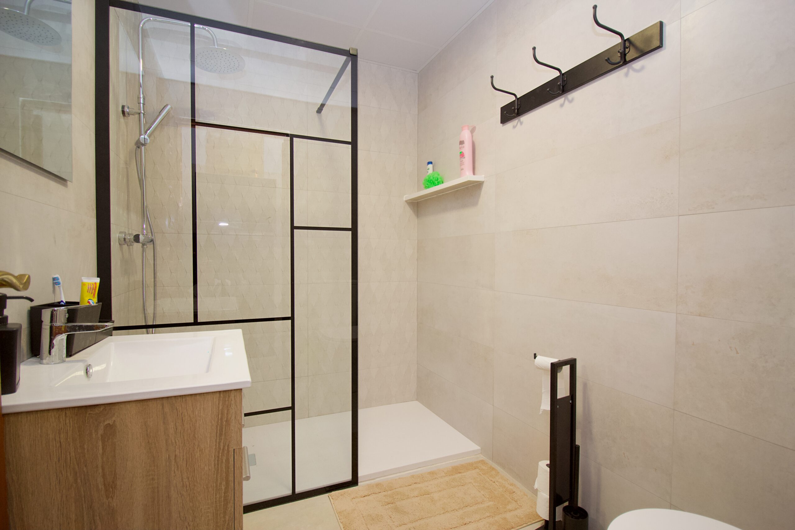 Finca for sale in Guaro, Malaga