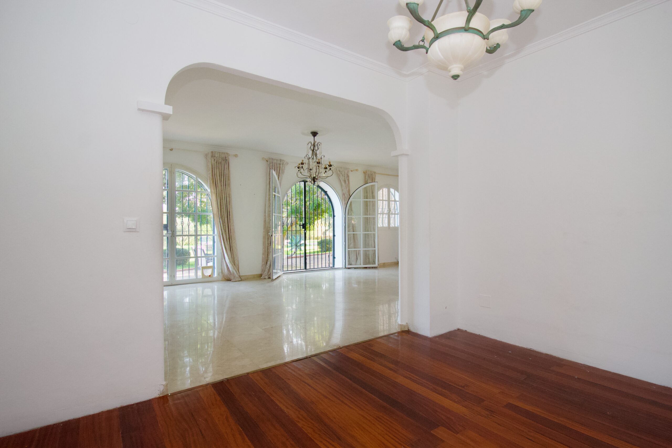 Villa for sale in Alhaurin-El-Grande, Malaga
