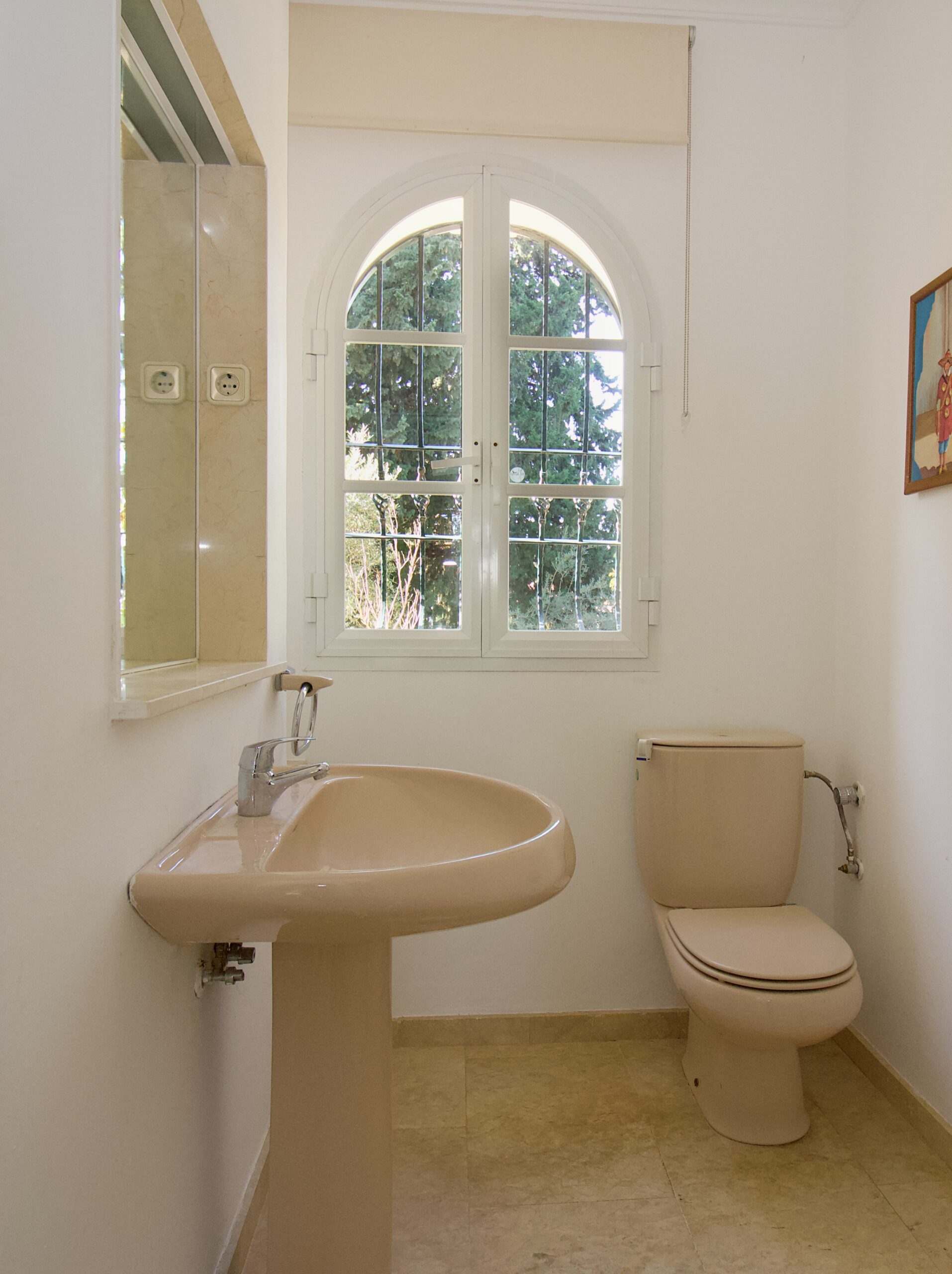 Villa for sale in Alhaurin-El-Grande, Malaga