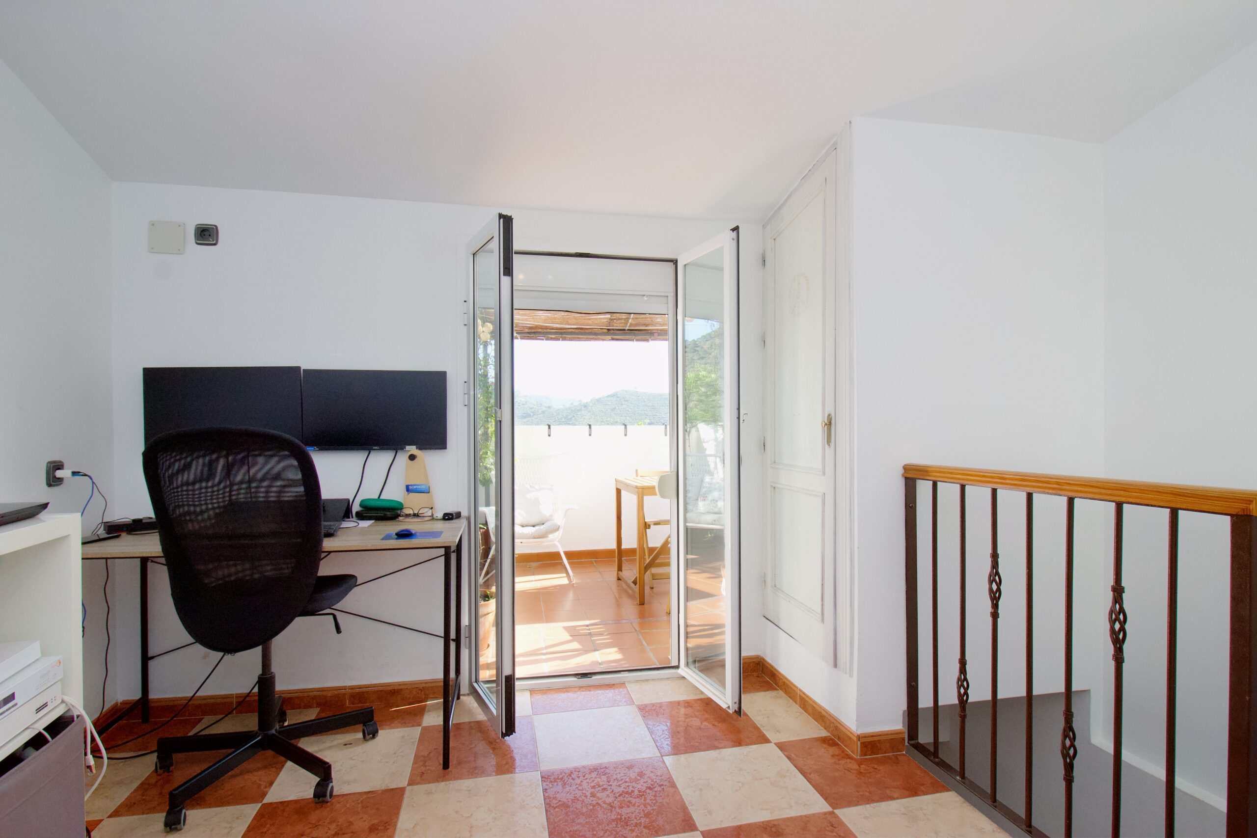 Casa-Adosada for sale in Ojen, Malaga