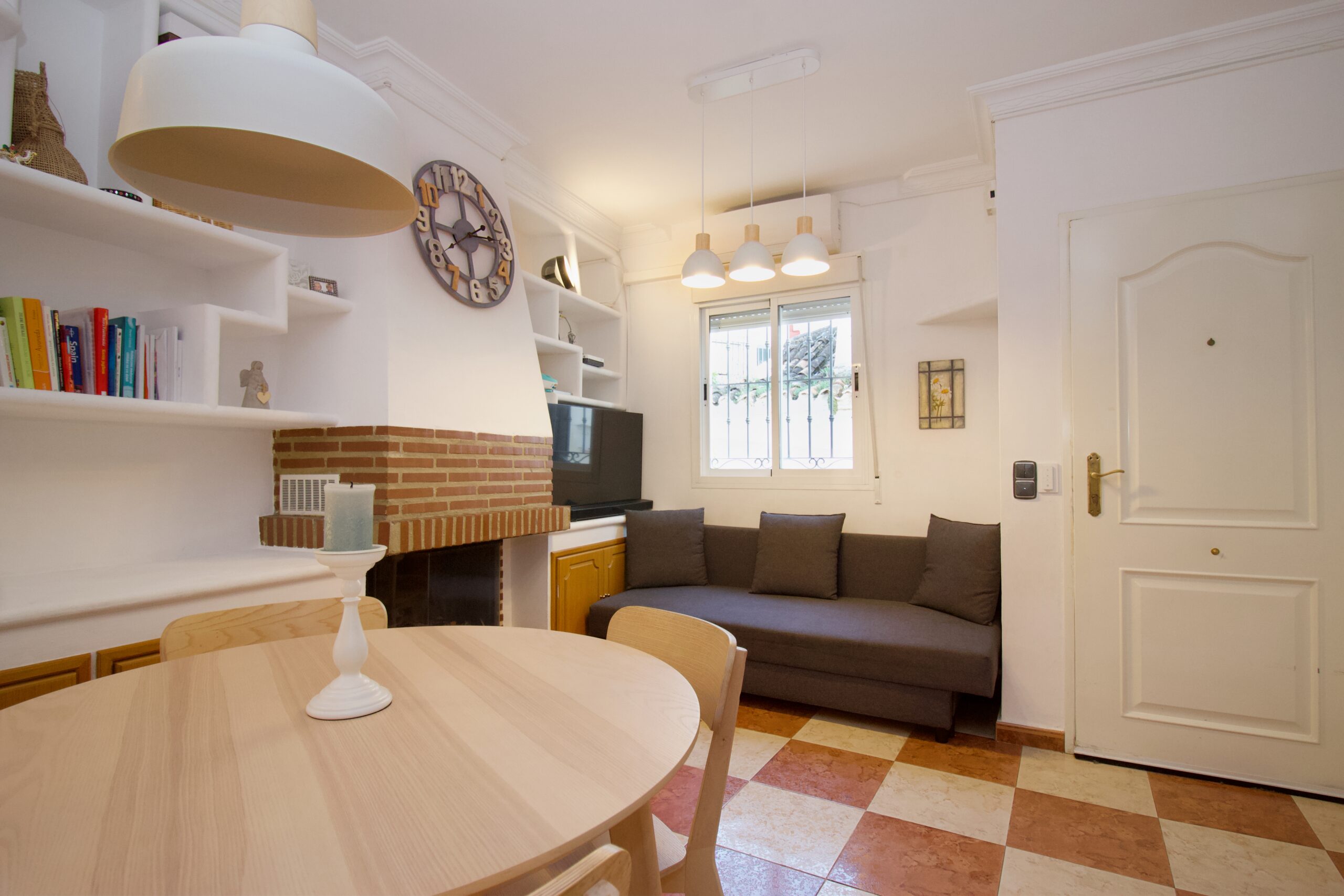 Casa-Adosada for sale in Ojen, Malaga