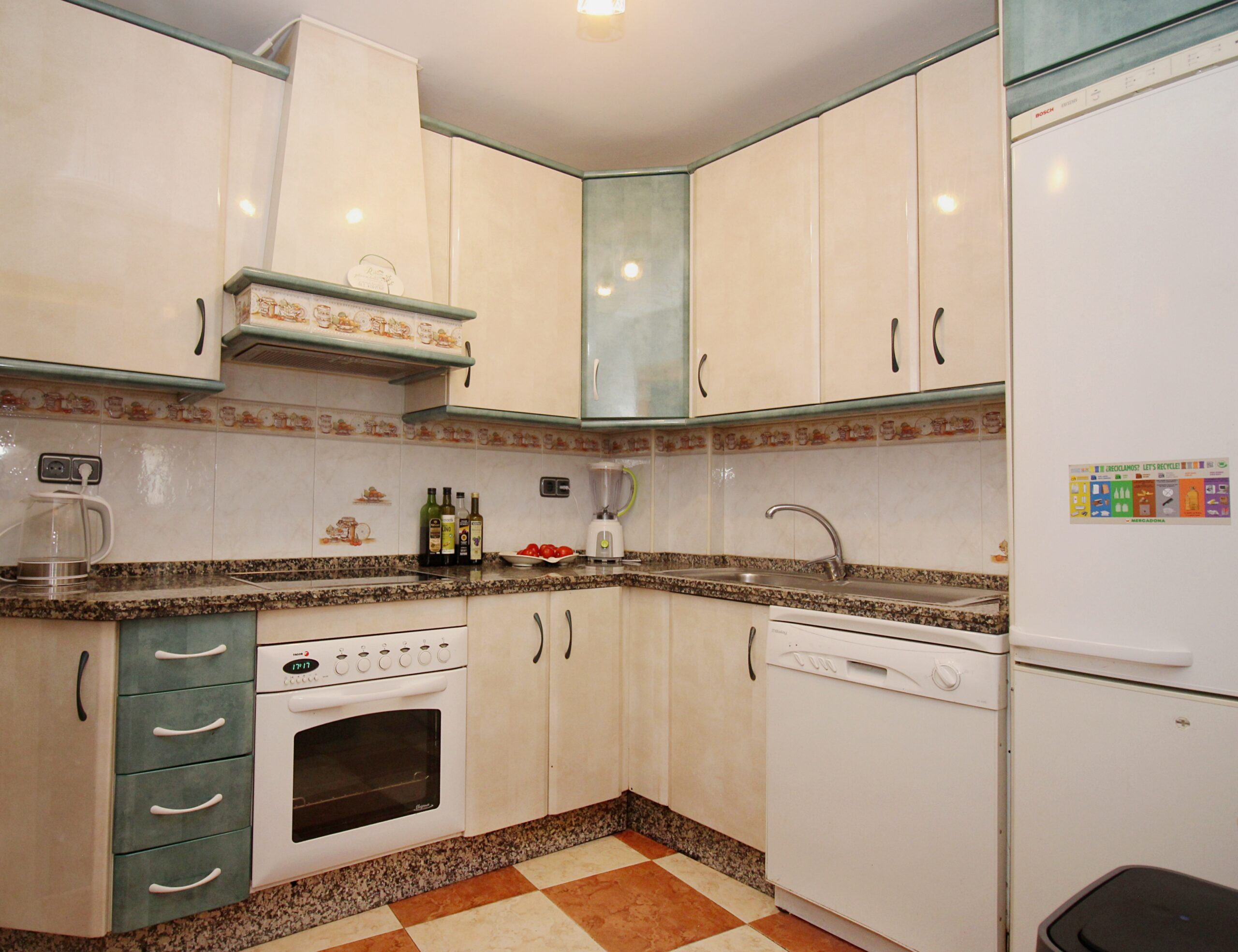 Casa-Adosada for sale in Ojen, Malaga