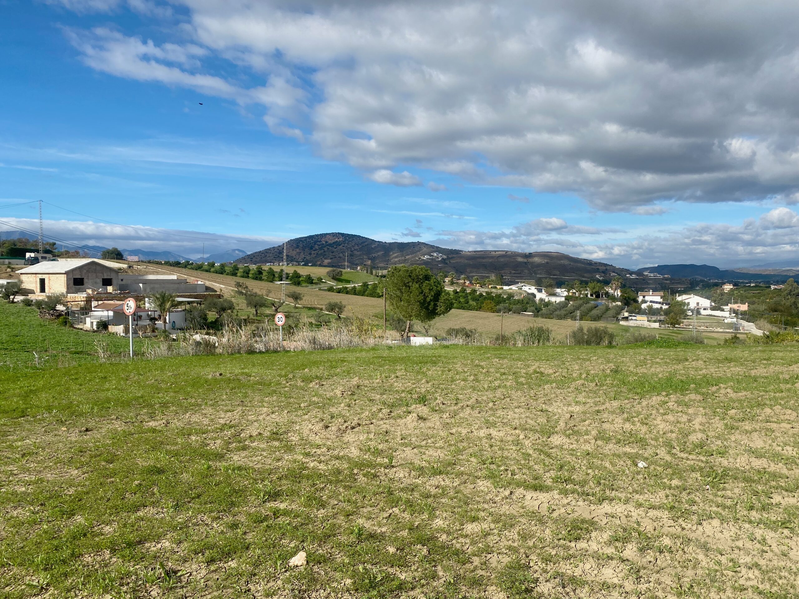 Teereno for sale in Alhaurin-El-Grande, Malaga