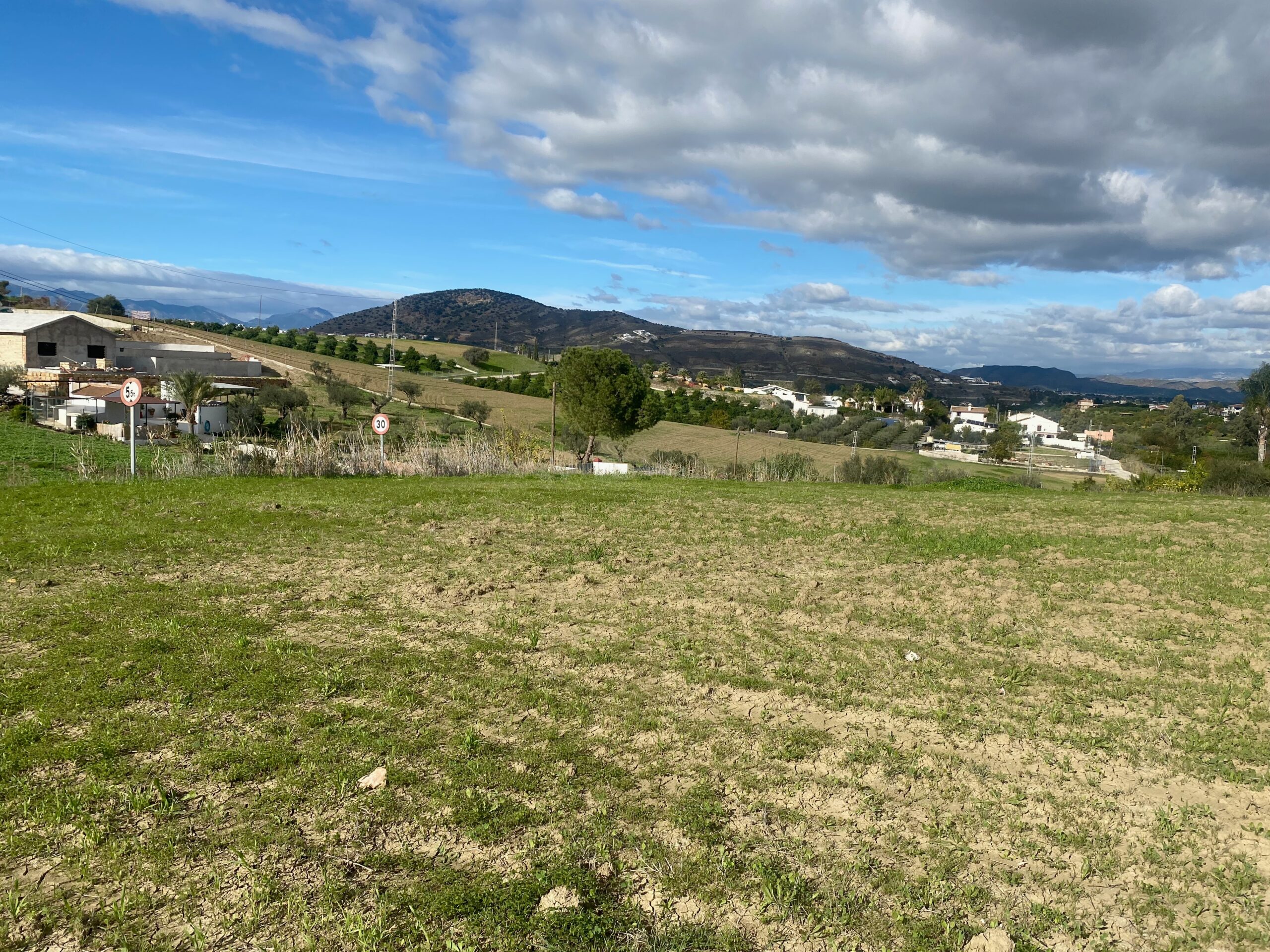 Teereno for sale in Alhaurin-El-Grande, Malaga
