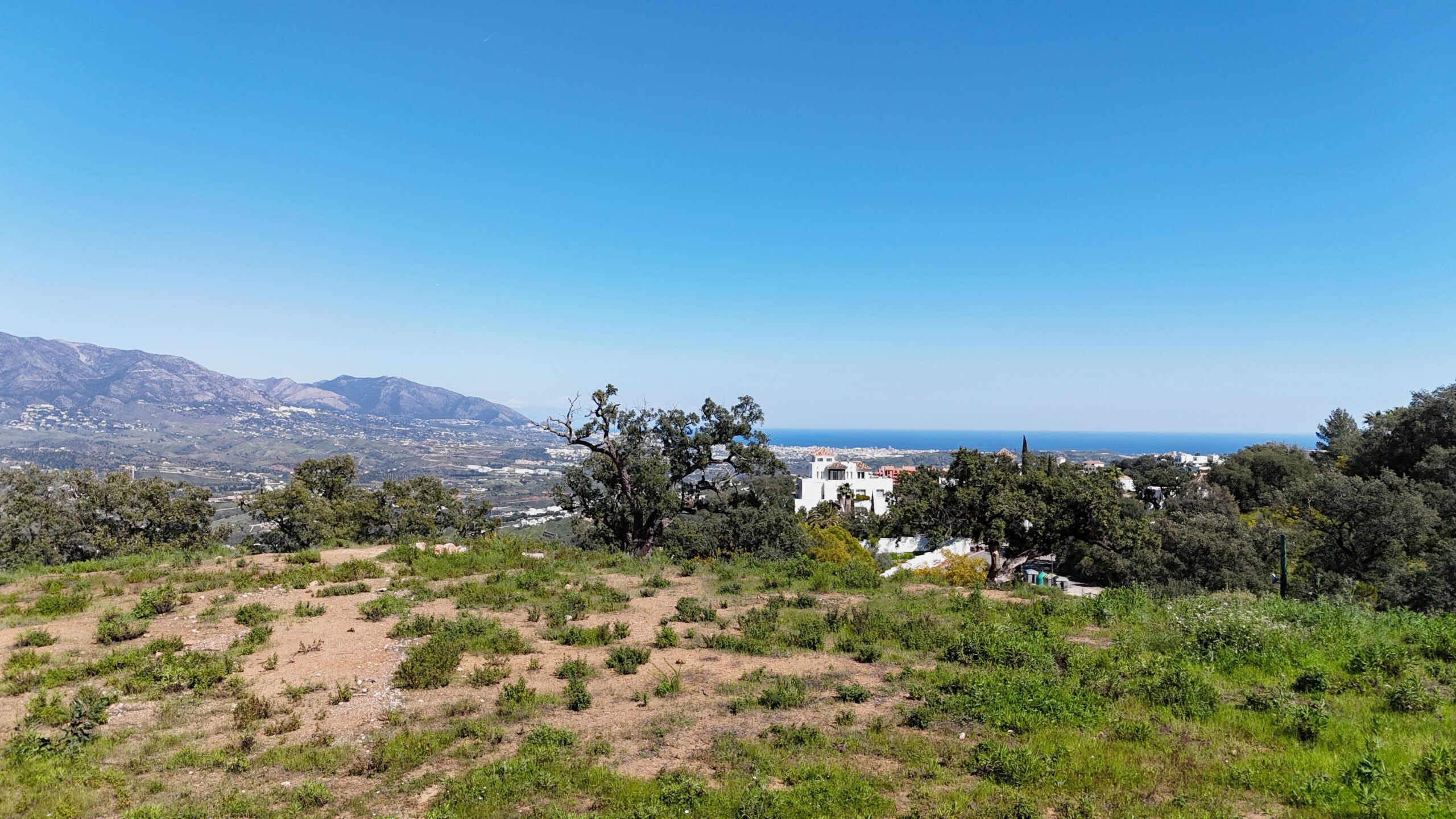 Terreno-Urbanizable for sale in La-Mairena, Malaga