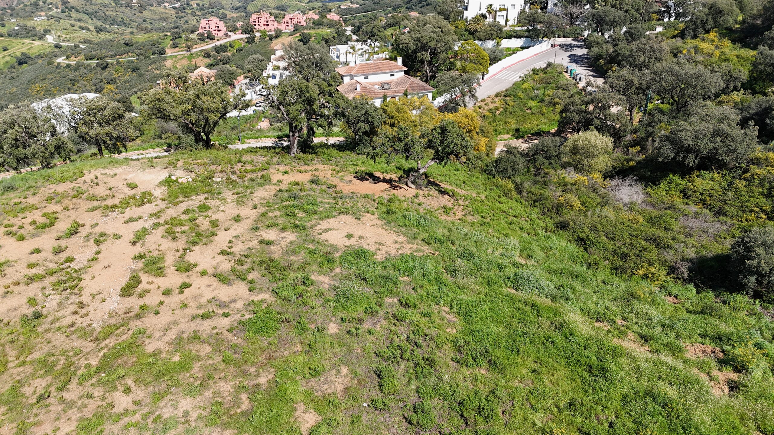 Terreno-Urbanizable for sale in La-Mairena, Malaga