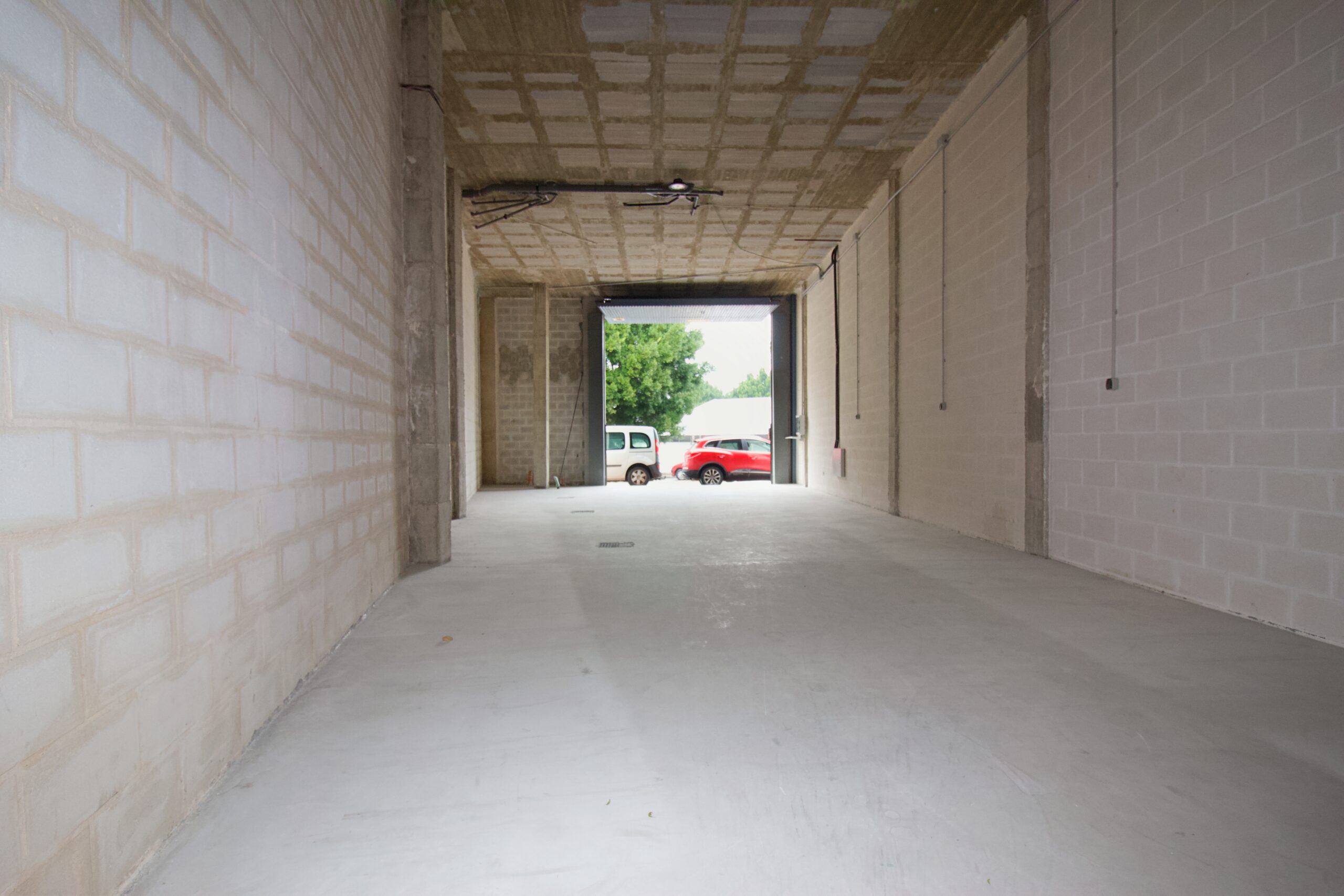 Nave-Industrial for sale in Alhaurin-El-Grande, Malaga