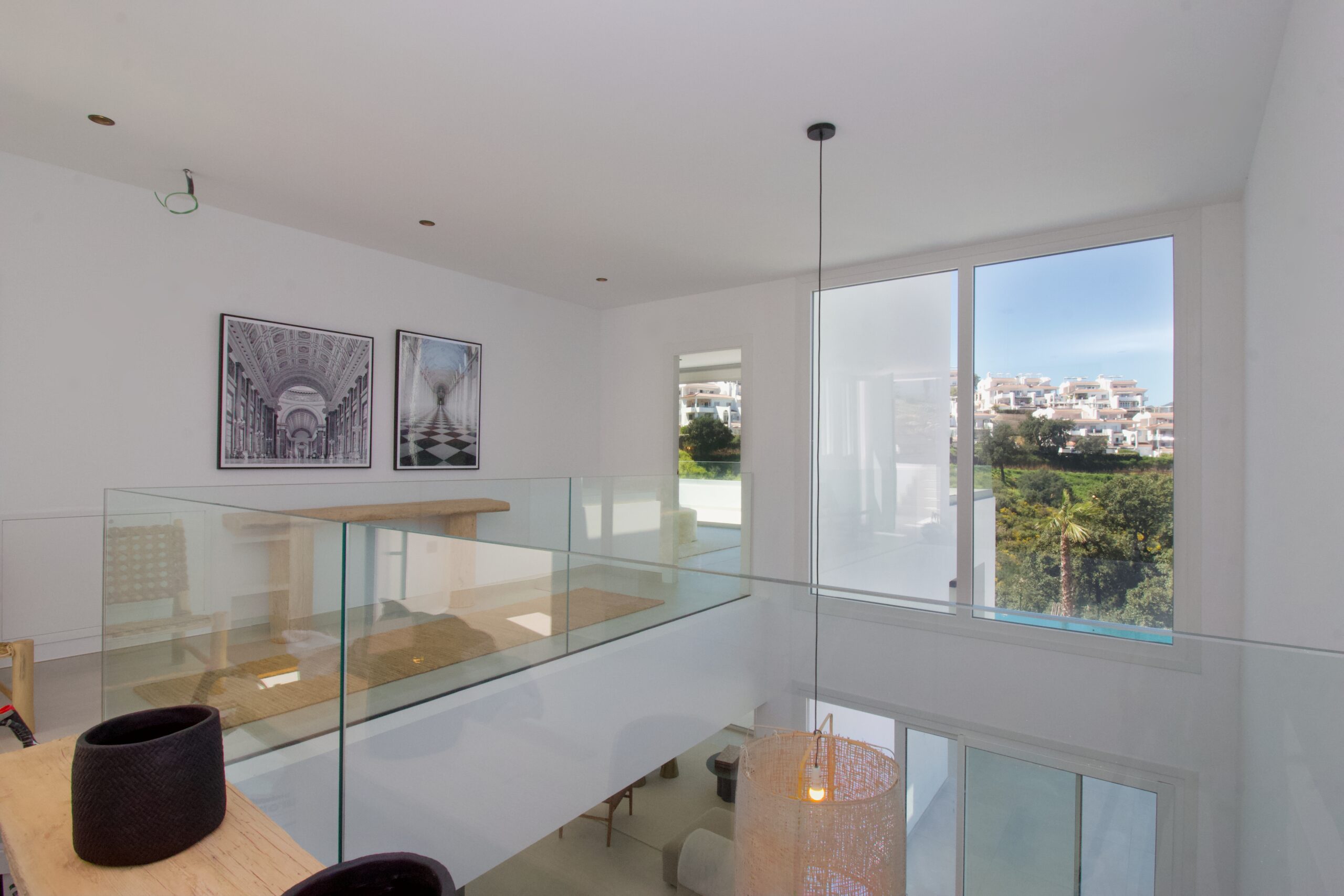 Villa for sale in La-Mairena, Malaga