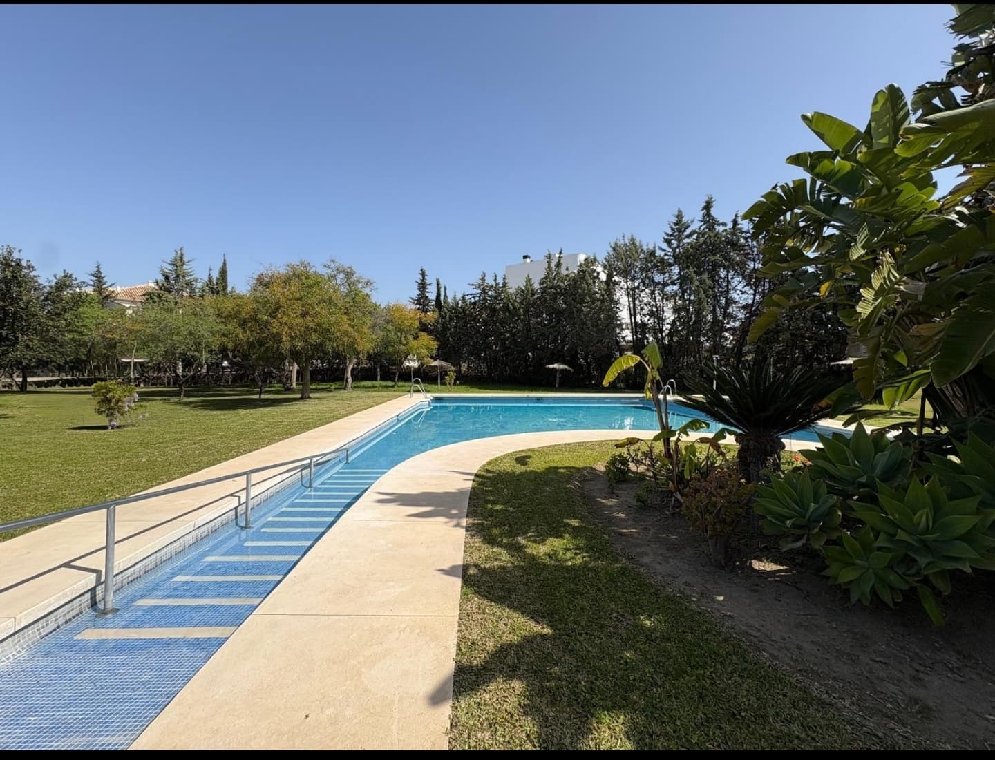 Apartamento for sale in Estepona, Malaga